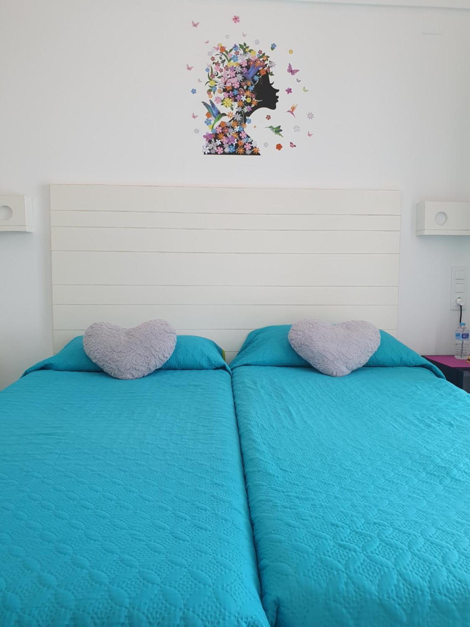Hostal Mi Campana Denia Exteriör bild