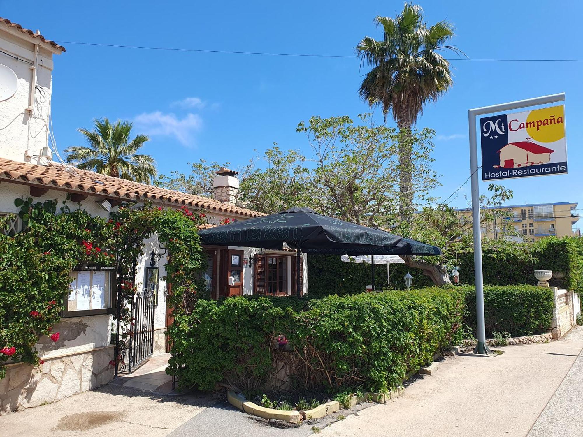 Hostal Mi Campana Denia Exteriör bild