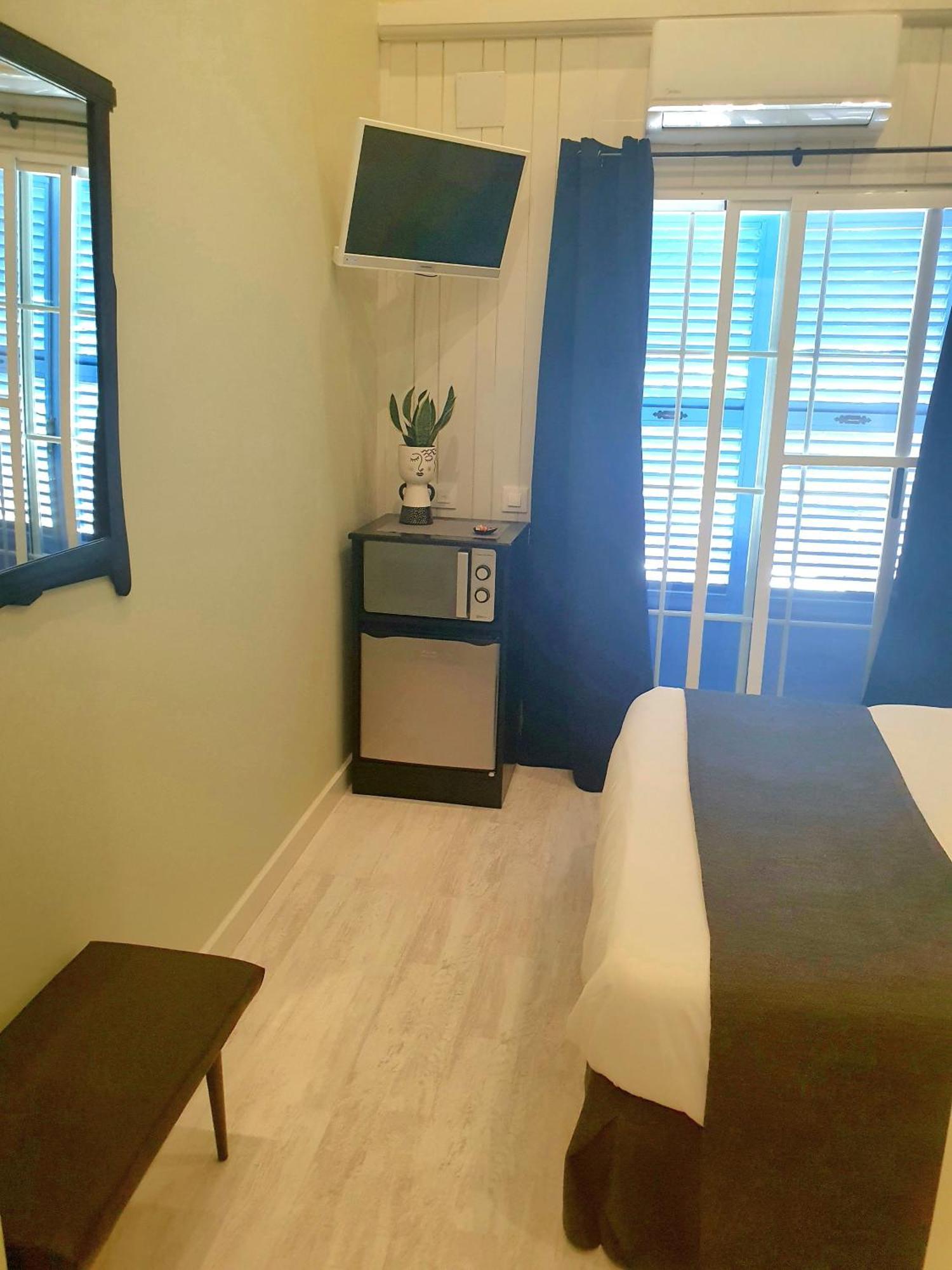 Hostal Mi Campana Denia Exteriör bild